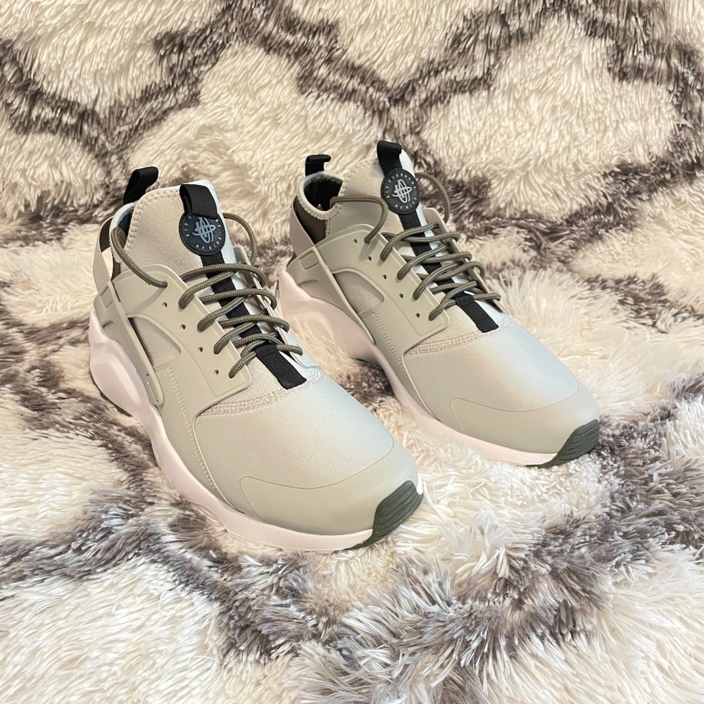 Nike Hurrache Pale Grey